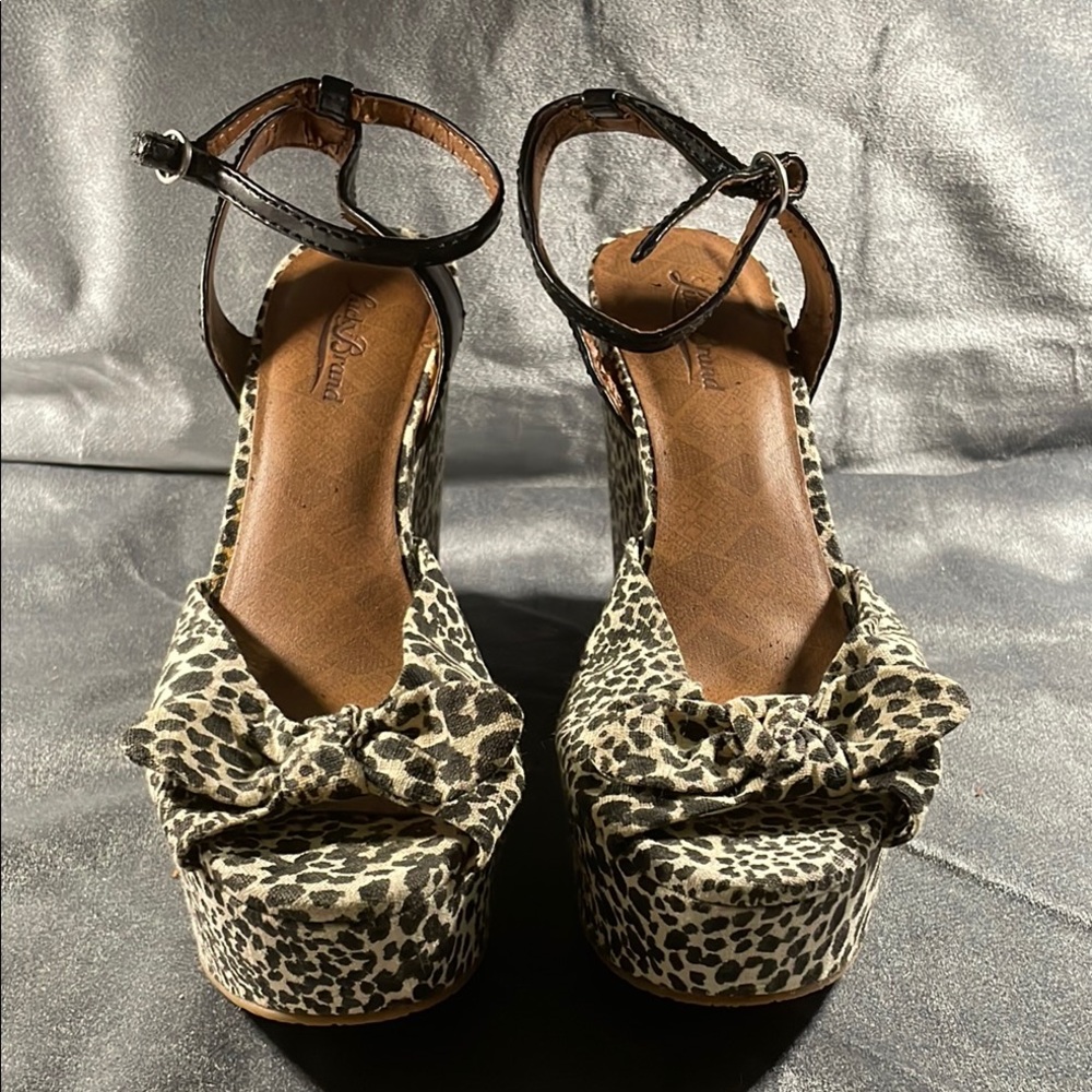 Lucky Brand Brown and Black Platform Shoes with Bow Detail